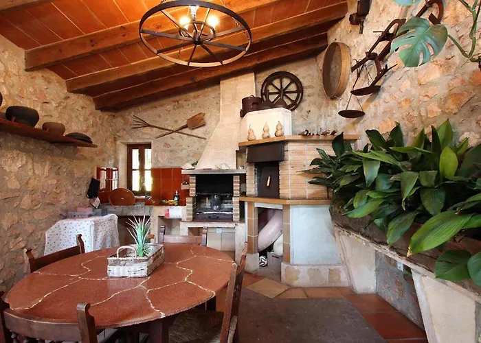 House Walking Distance To By Renthousing