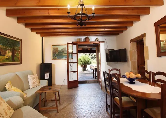 House Walking Distance To By Renthousing Сasa de vacaciones Pollensa