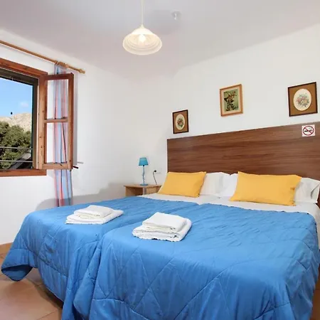 House Walking Distance To By Renthousing